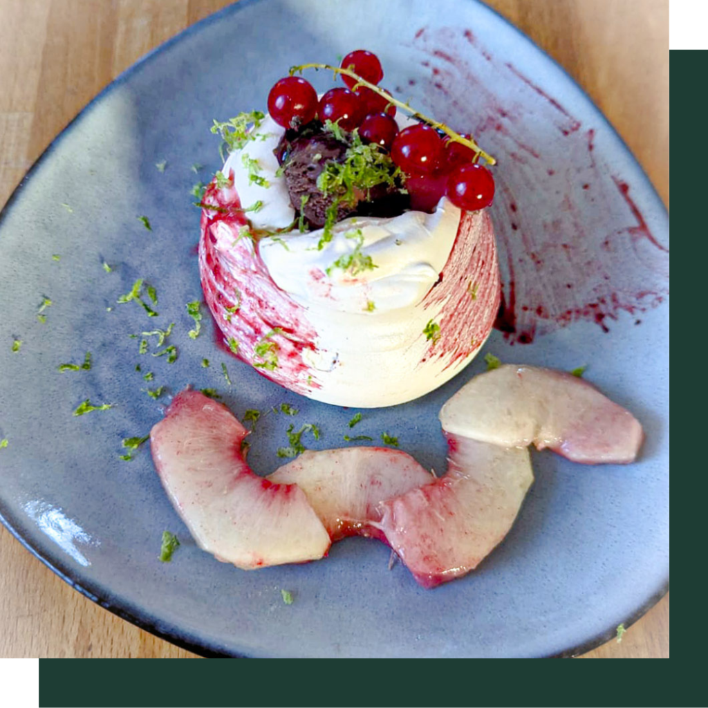 Pavlova aux fruits rouges